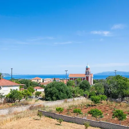 Aggelos Cozy Apartment Few Min From Sea