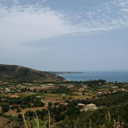 Aggelos Cozy Apartment Few Min From Sea Karavados