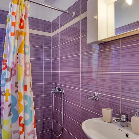 Aggelos Cozy Apartment Few Min From Sea Karavados